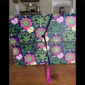 portable file storage box. Accordion file box. NWT